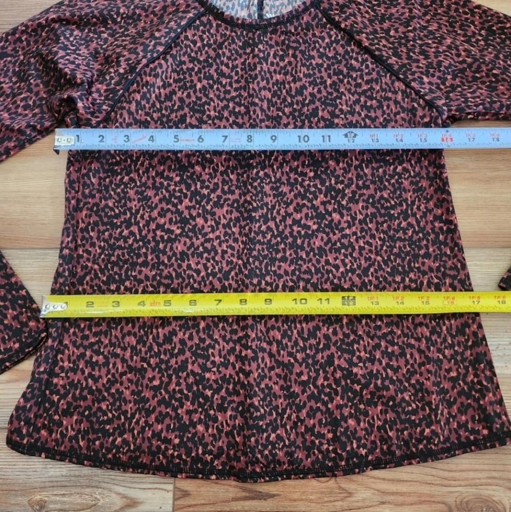 All In Motion Rash Guard Womens L Leopard Print Long Sleeve NEW - Picture 3 of 5